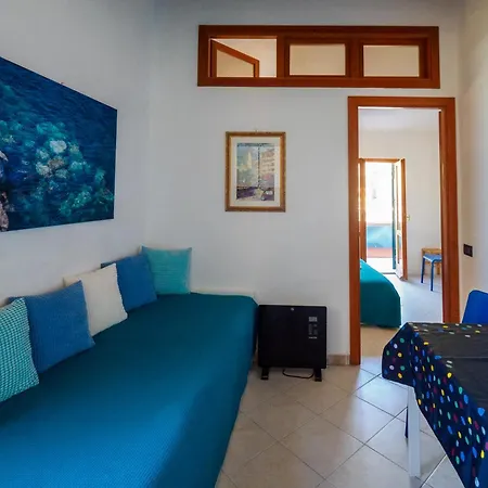 Casa Teresa With Ac And Sea View Balcony فيرناتْسا
