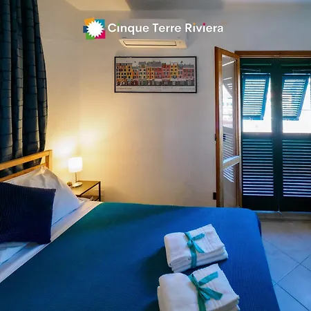 Casa Teresa With Ac And Sea View Balcony 公寓 韦尔纳扎